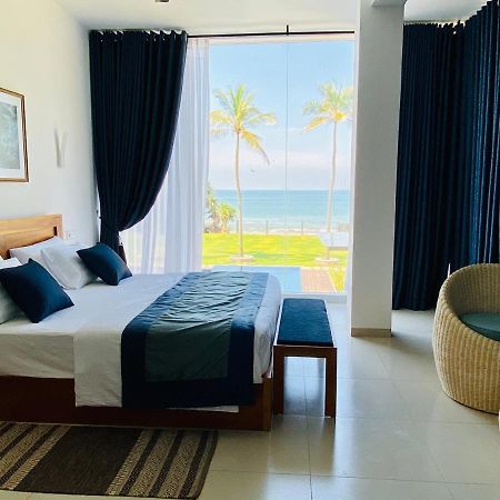 The Lighthouse Negombo Hotel Exterior photo