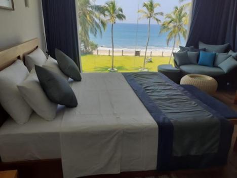 The Lighthouse Negombo Hotel Exterior photo
